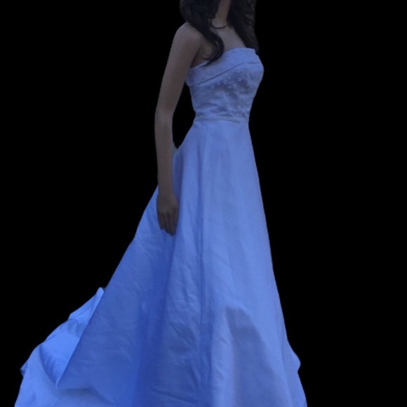 NWT David’s Bridal wedding dress size 4 white colo - Picture 11 of 11